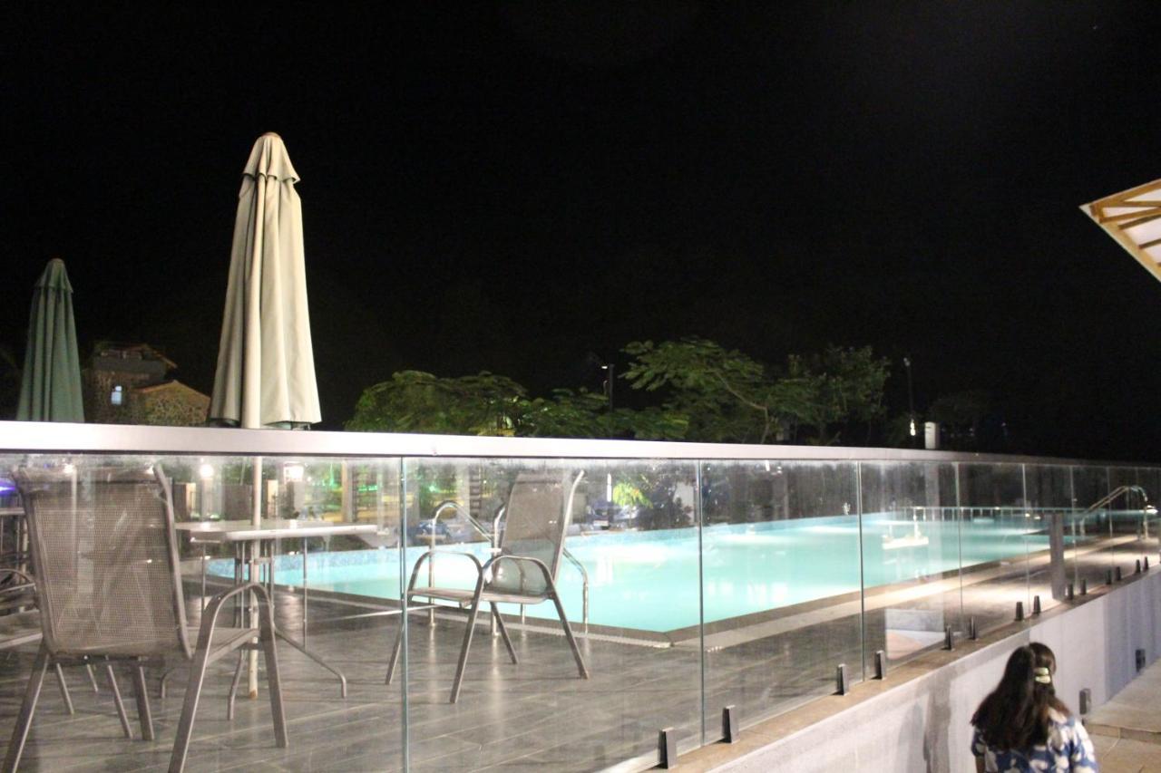 Paraiso Resort & Club Игатпури Екстериор снимка